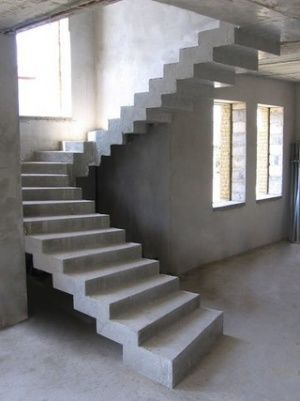 Обшивка бетонной лестницы