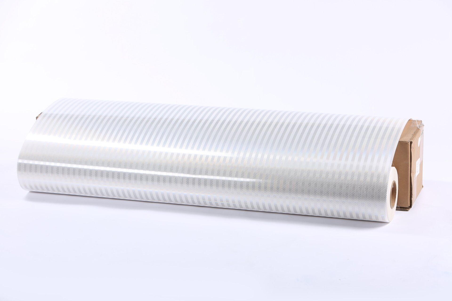 Световозвращающая микропризматическая пленка Lucentis Ant-8000 печатная белая, тип Б, класс IIб 1,22*45,7 м (с маркировк