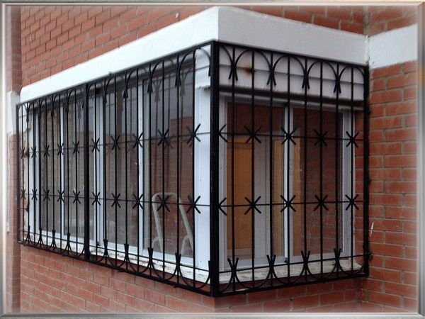 Решетка на балкон, сварная, из металла, цвет черный
