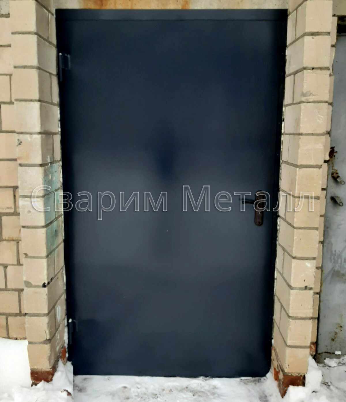 Дверь металлическая, входная, цвет черный