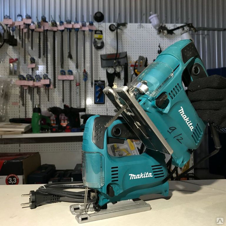 Обслуживание лобзика Makita 4329. Смазка редуктора, замена ролика.