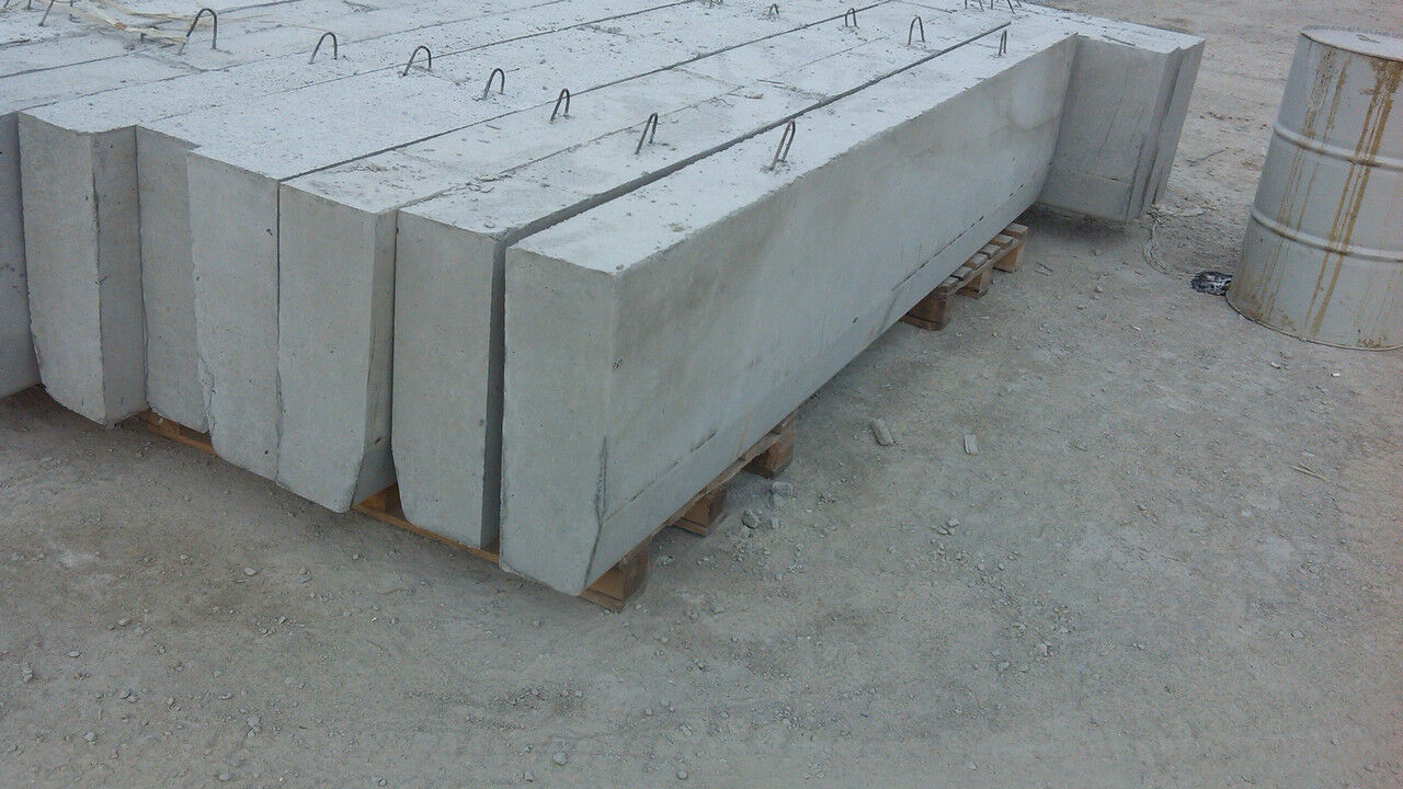 Бордюр литой бетонный дорожный 3000х600х200 мм