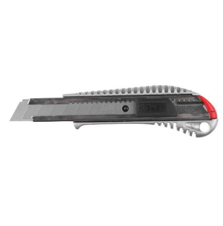 Нож металлический 18мм с автостопом, сегментированные лезвие, ЗУБР 09170