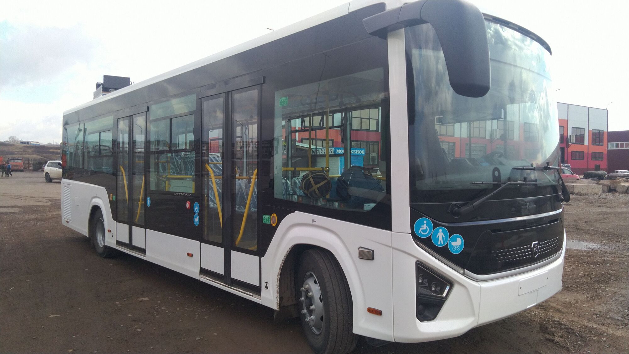 Автобус ПАЗ 422320 дизель (ПАЗ 422320-04 25/77 мест) низкопольный