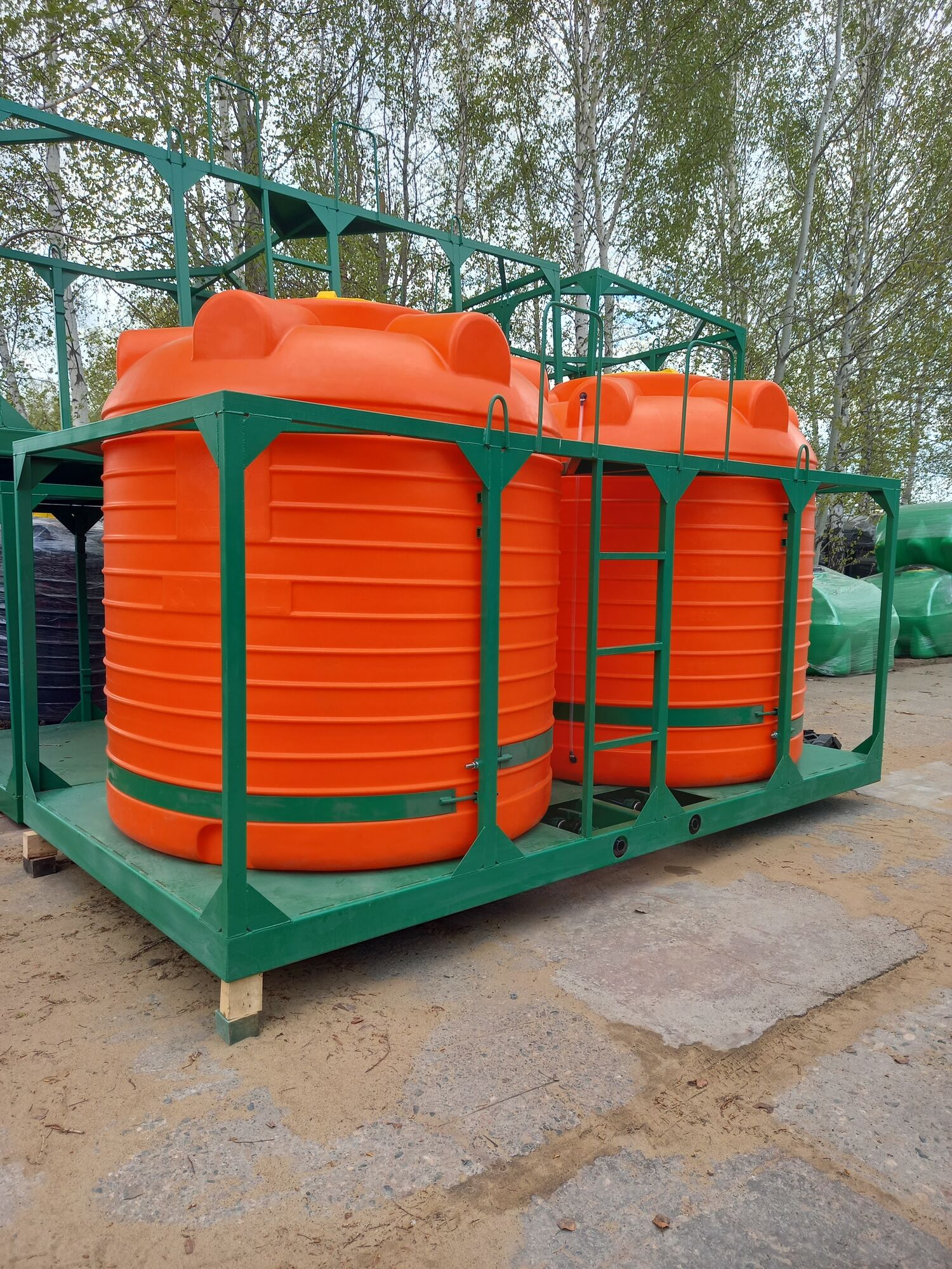 Пластиковые емкости для КАС для сельскохозяйственных опрыскивателей объем 6000 литров 4