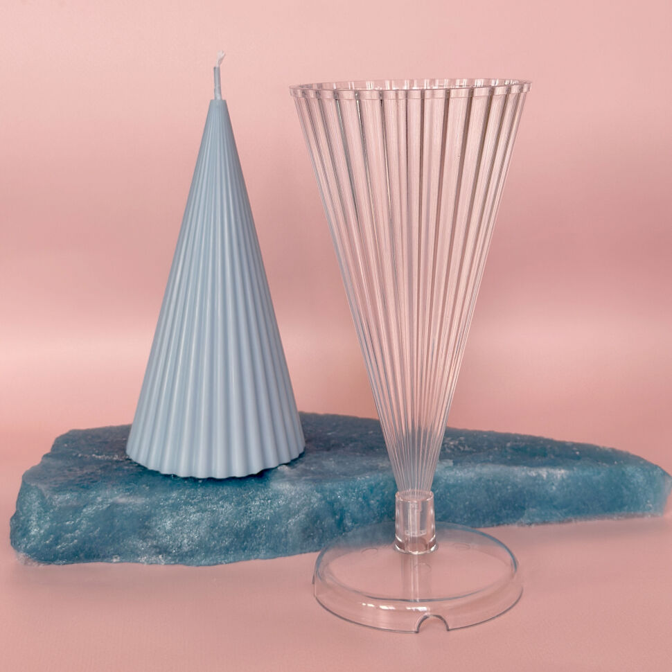 Пластиковая форма для изготовления свечей конус, d8х15см