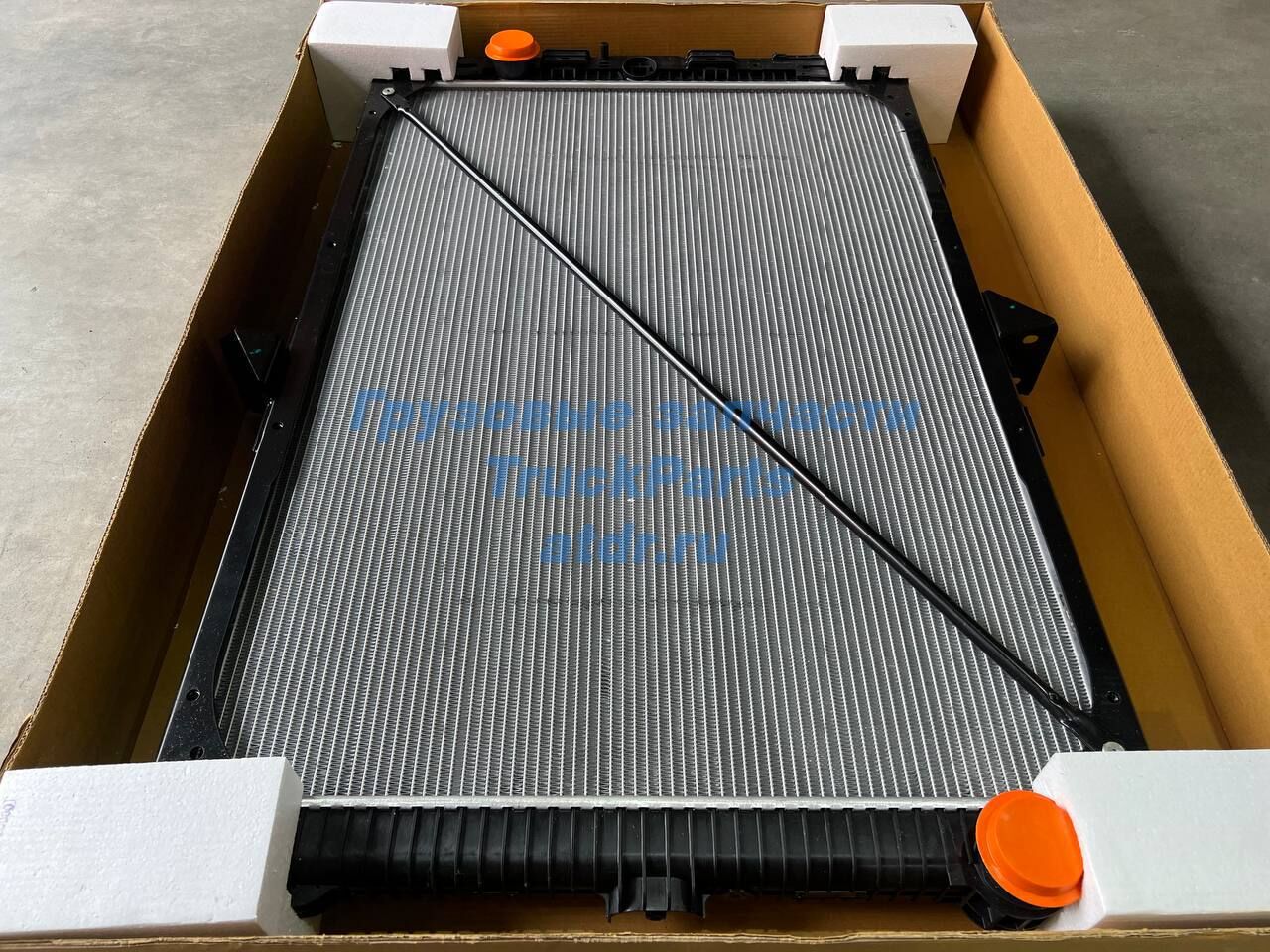 Радиатор охлаждения DAF XF105 TRP 2166160