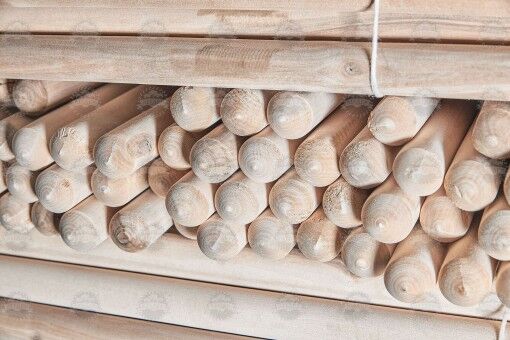 Ручки-рукоятки для швабр деревянные д.25 мм 1