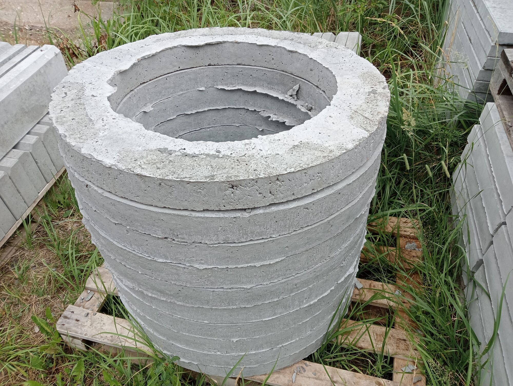 Кольцо опорное КО-6 840х580х70 50кг из бетона М600 и пластификатора